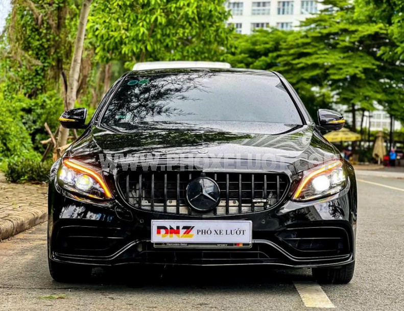 Mercedes Benz C300 AMG 2020