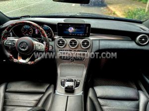 Xe Mercedes Benz C class C300 AMG 2020