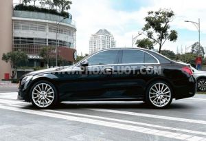 Xe Mercedes Benz C class C300 AMG 2018