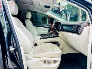 Xe Volkswagen Viloran Luxury 2025