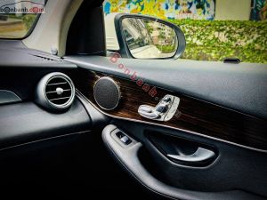 Xe Mercedes Benz GLC 200 2022
