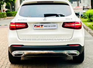 Xe Mercedes Benz GLC 200 2020