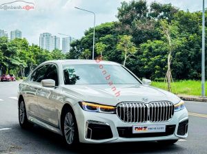 Xe BMW 7 Series 730Li 2019