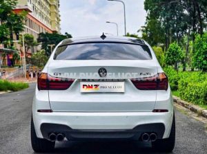 Xe BMW 5 Series 528i GT 2017