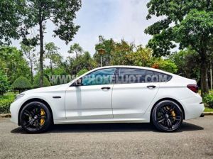 Xe BMW 5 Series 528i GT 2017
